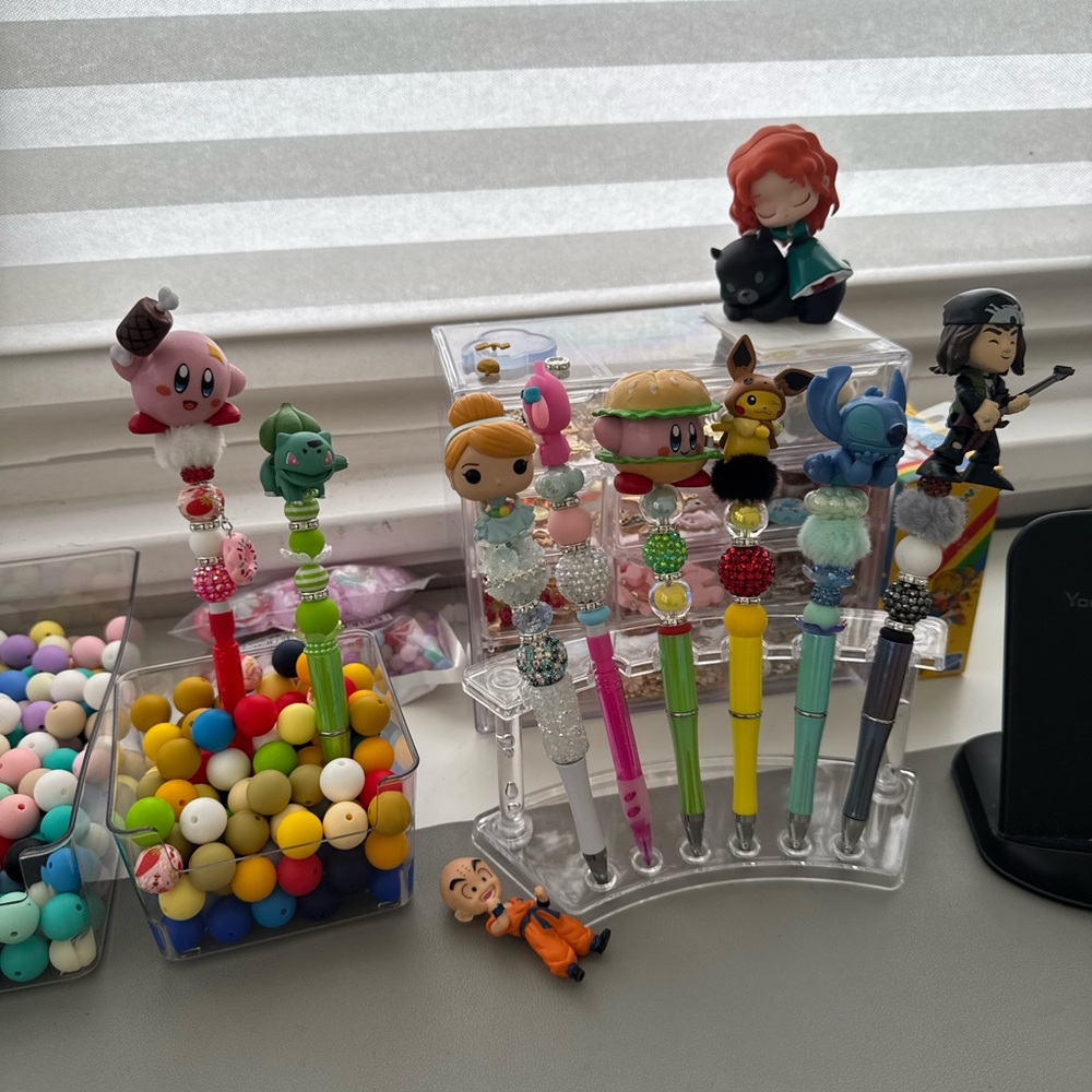 Colorful Character-Themed Pen Set